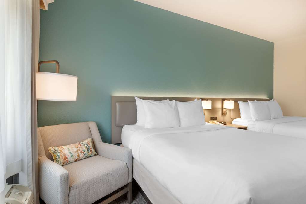 Comfort Inn & Suites Davenport Quad Cities - photo 26