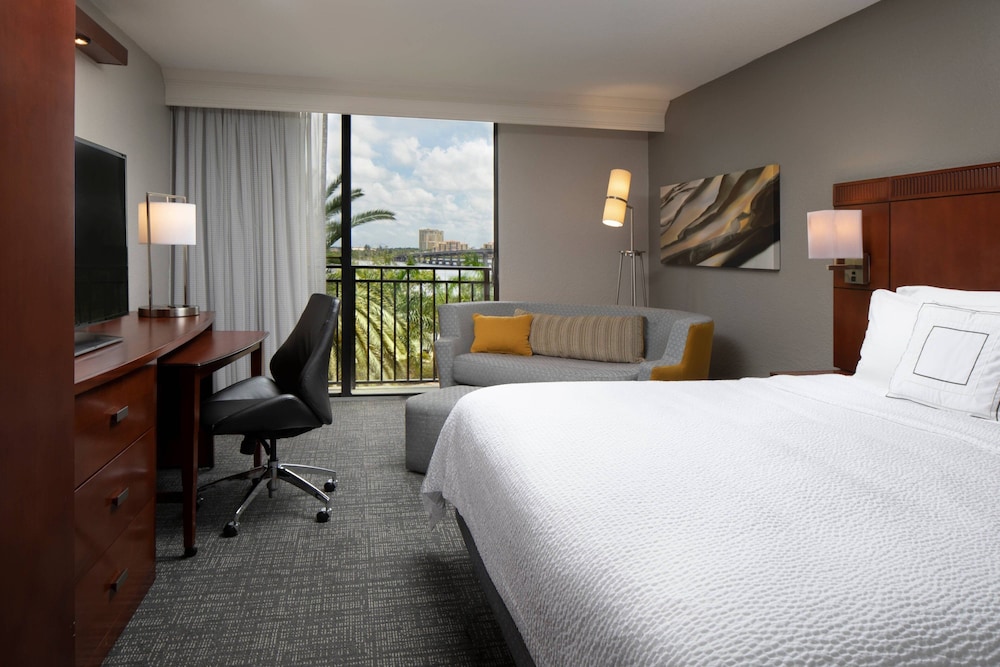 Courtyard by Marriott Bradenton Sarasota Riverfront - photo 6