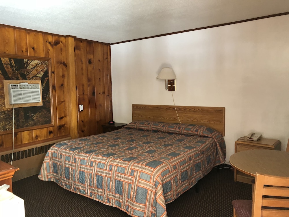 Sun 'N Snow Hotel - photo 34
