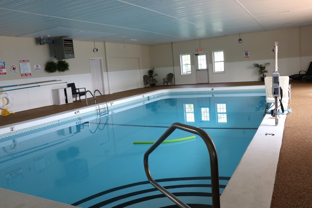 Sunbird Cape Cod Resort - photo 12