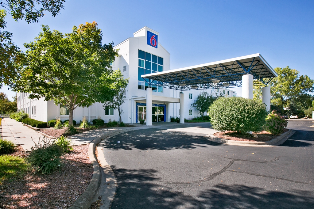 Motel 6 Brooklyn Center MN Minneapolis - featured photo