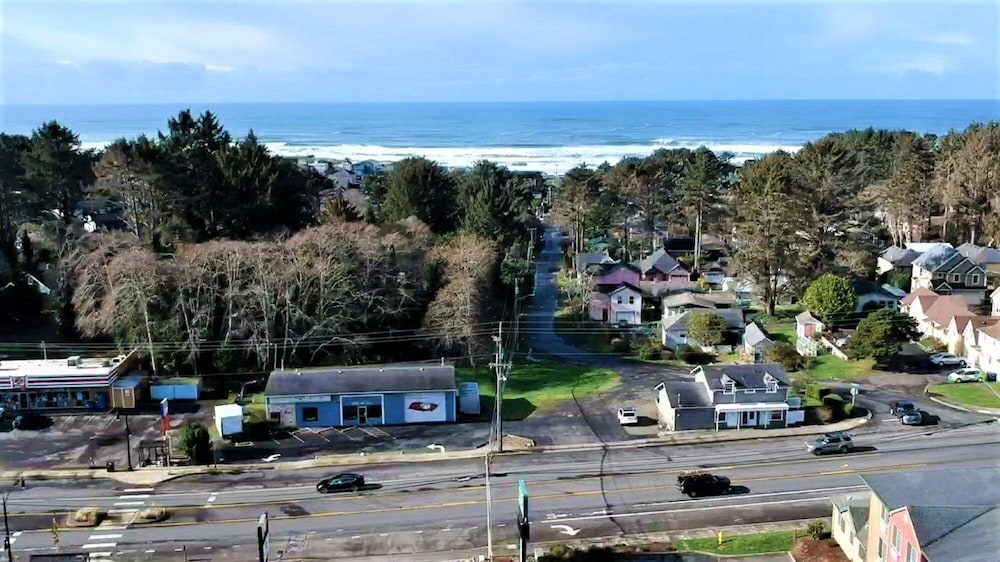 The Ashley Inn & Suites - photo 89