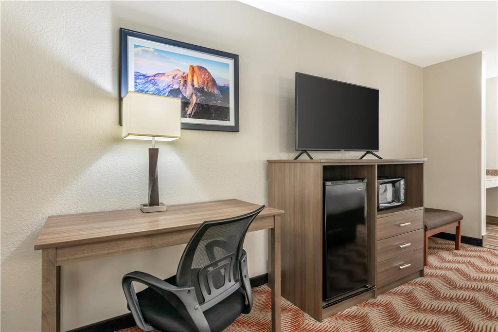 Best Western Plus Sonora Oaks Hotel & Conference Center - photo 17