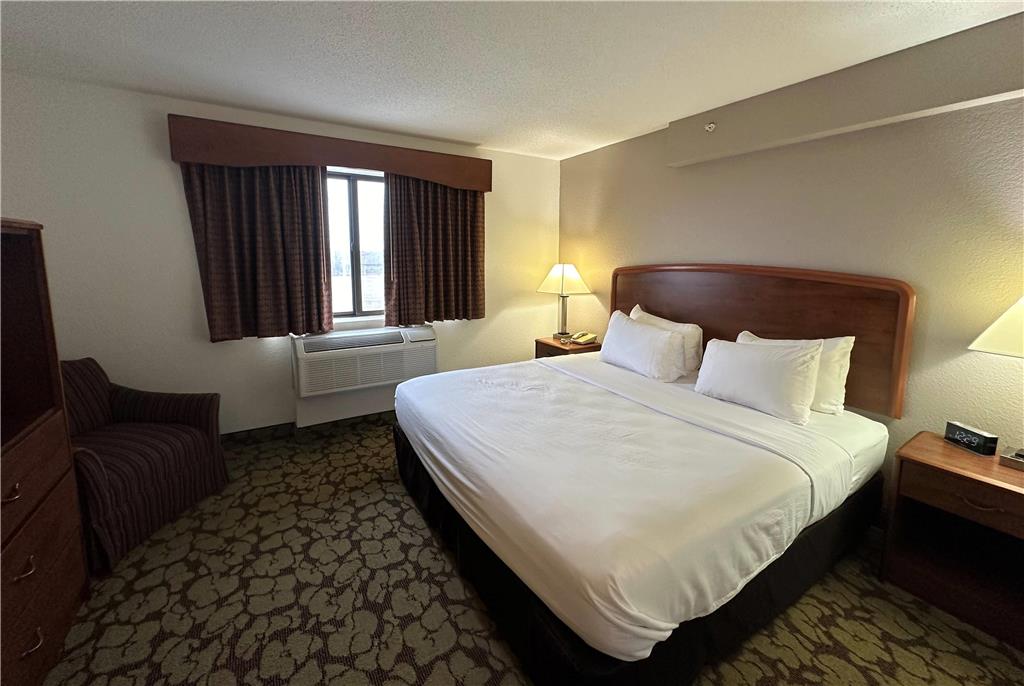 AmericInn by Wyndham Appleton North Little Chute - photo 20