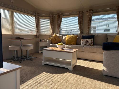J&D by the sea — hotel in Heysham