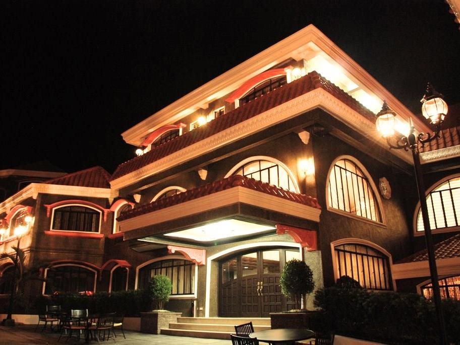 Iriga Plaza Hotel — hotel in Iriga City