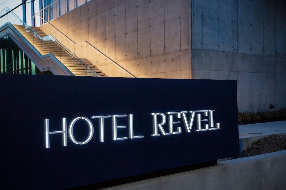 Hotel Revel - photo 47