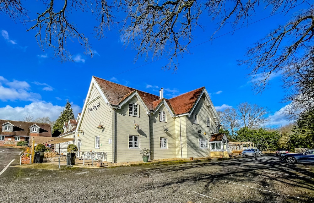 The Angel Hotel - carbon neutral hotel in Alton