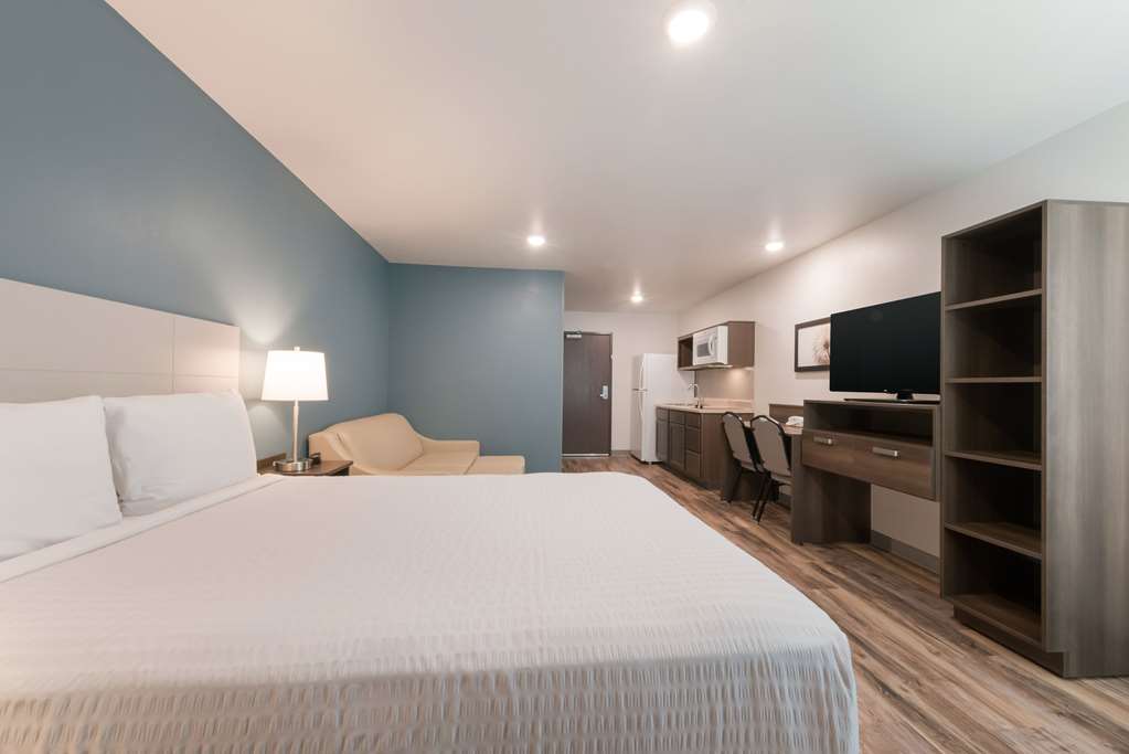 Woodspring Suites Philadelphia Northeast - photo 17