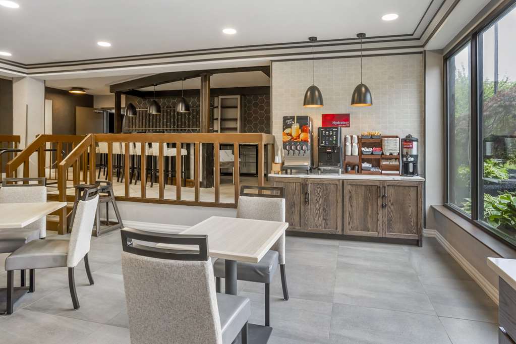 Best Western Plus Heritage Rail Inn Suites - photo 22