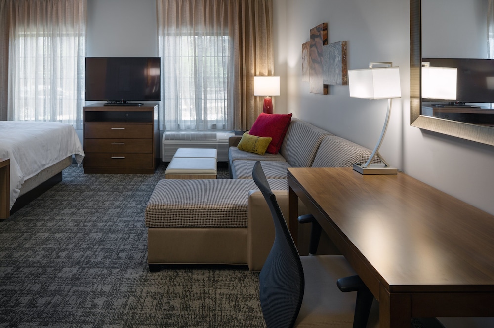 Staybridge Suites Phoenix Biltmore Area by IHG - photo 8