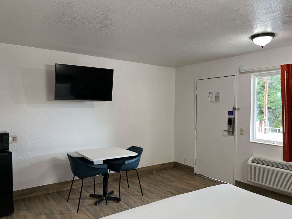 Motel 6 Orange CA Anaheim - photo 13