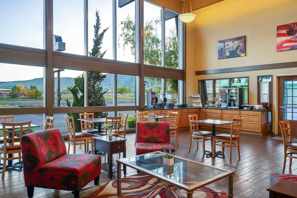 Days Inn by Wyndham Klamath Falls - photo 7