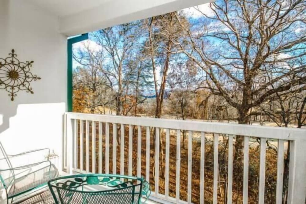 1501 Golf View Towers Southern Comfort - photo 28