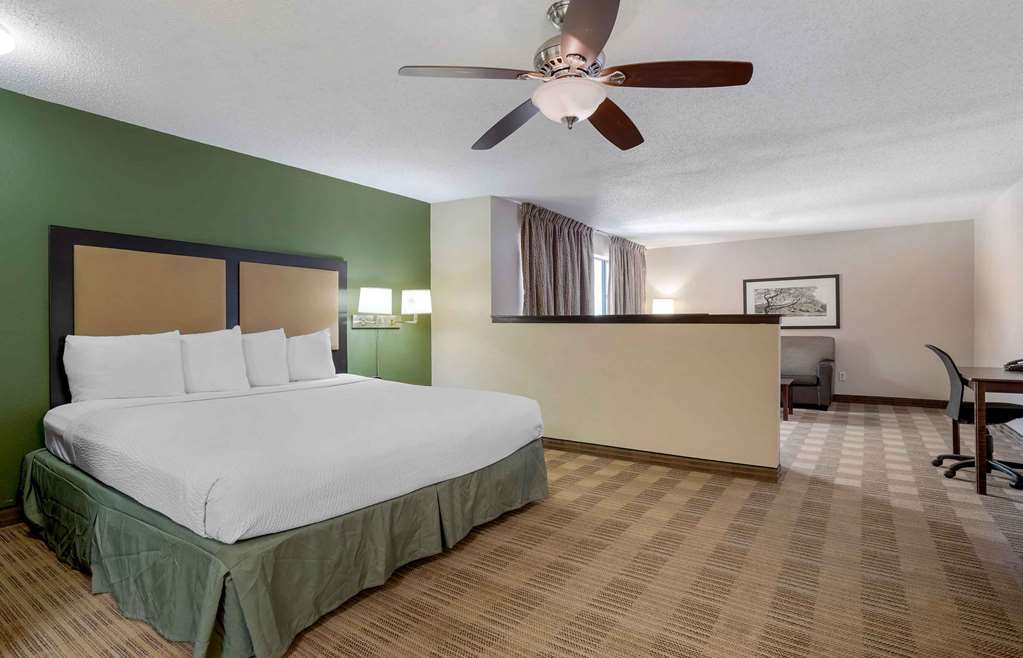 Extended Stay America Suites Houston I10 West CityCentre - photo 22