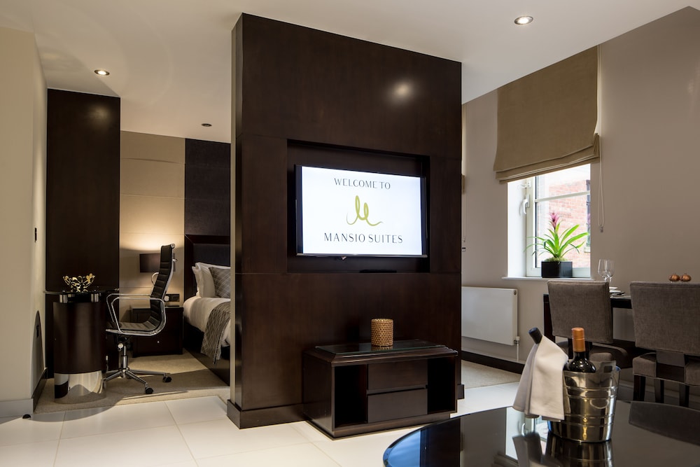 Mansio Suites The Headrow — 5-Star Luxury Hotel in Leeds, United Kingdom
