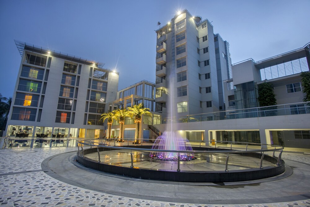 Momo Inn — hotel in Bogra