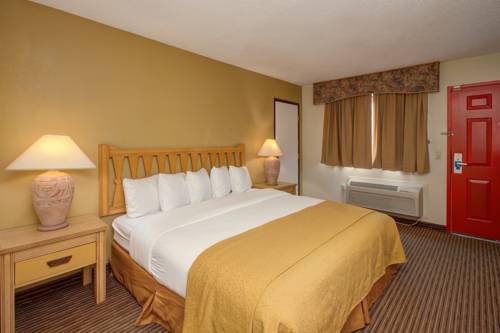 Rodeway Inn Near Arizona State University - photo 3