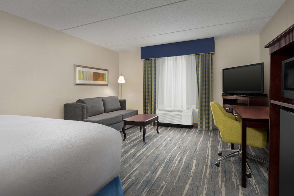 Hampton Inn Syracuse Clay - photo 9