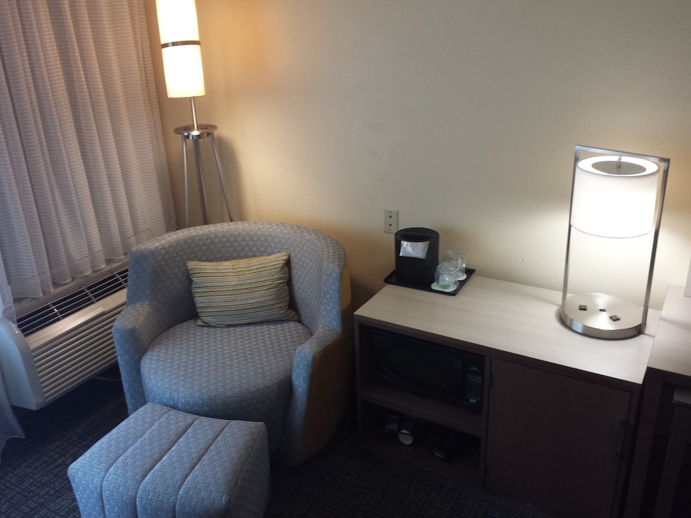 Courtyard by Marriott Orlando East UCF Area - photo 27