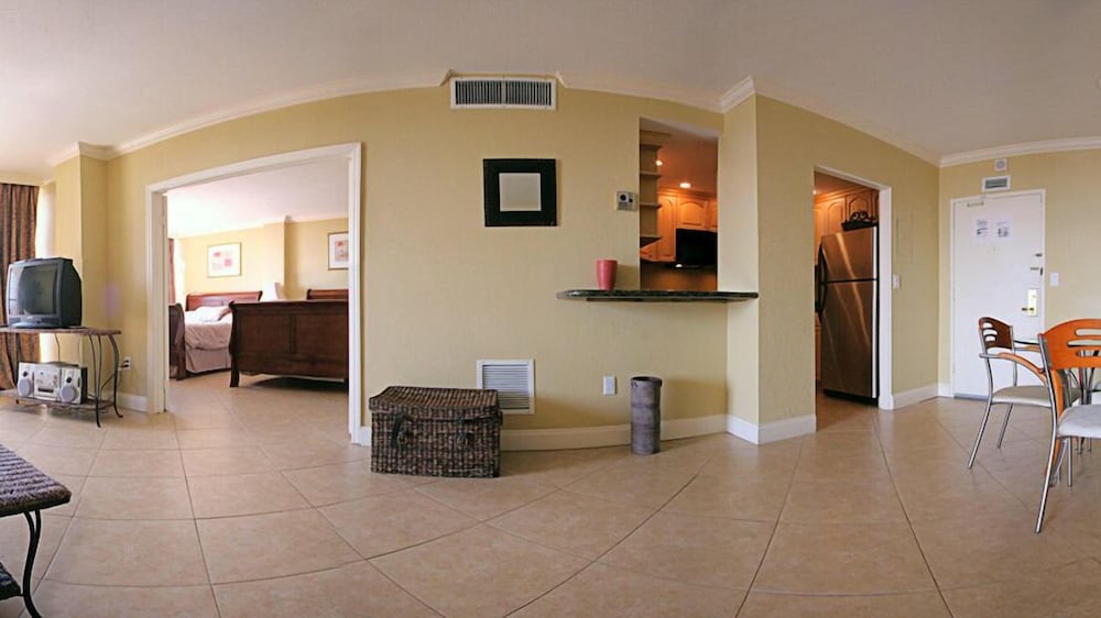 Ocean Manor Beach Hotel - photo 52