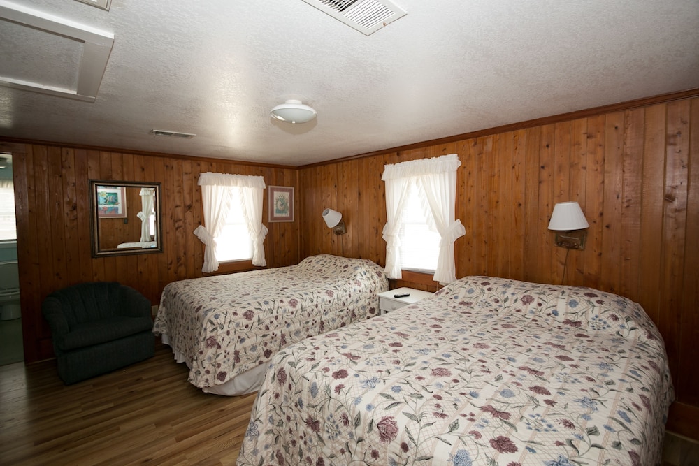 Outer Banks Motel - photo 40