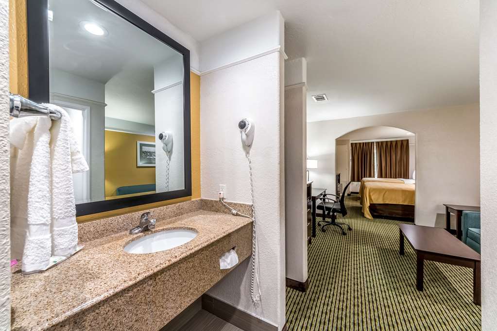 Quality Inn & Suites SeaWorld North - photo 22