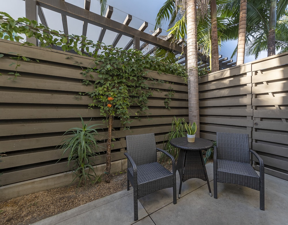 Riviera Beach House - photo 17