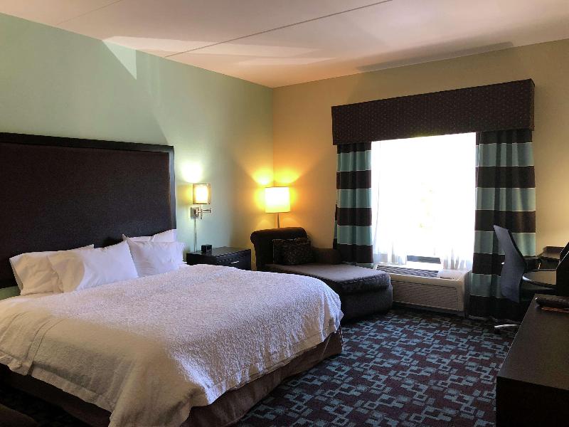 Hampton Inn & Suites Nashville @ Opryland - photo 38