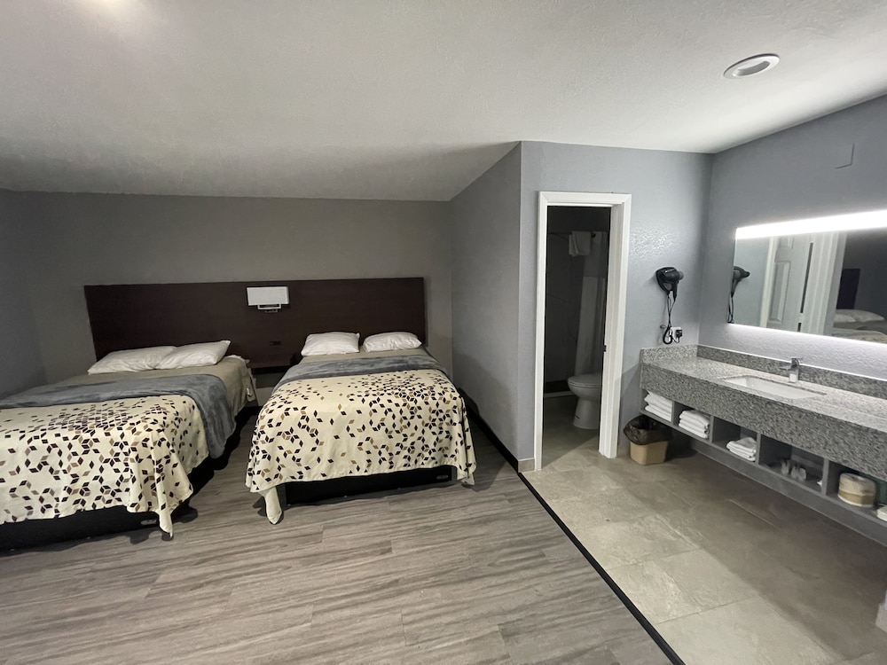 Ridge Motel - photo 28