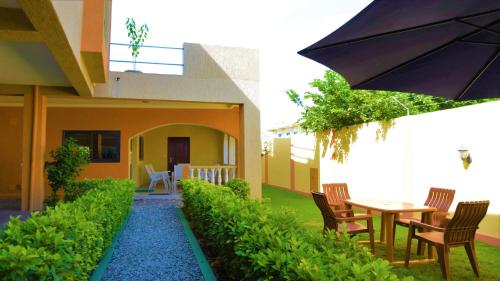 Villa Beach Avepozo Lome — 4-Star Luxury Hotel in Lome, Togo