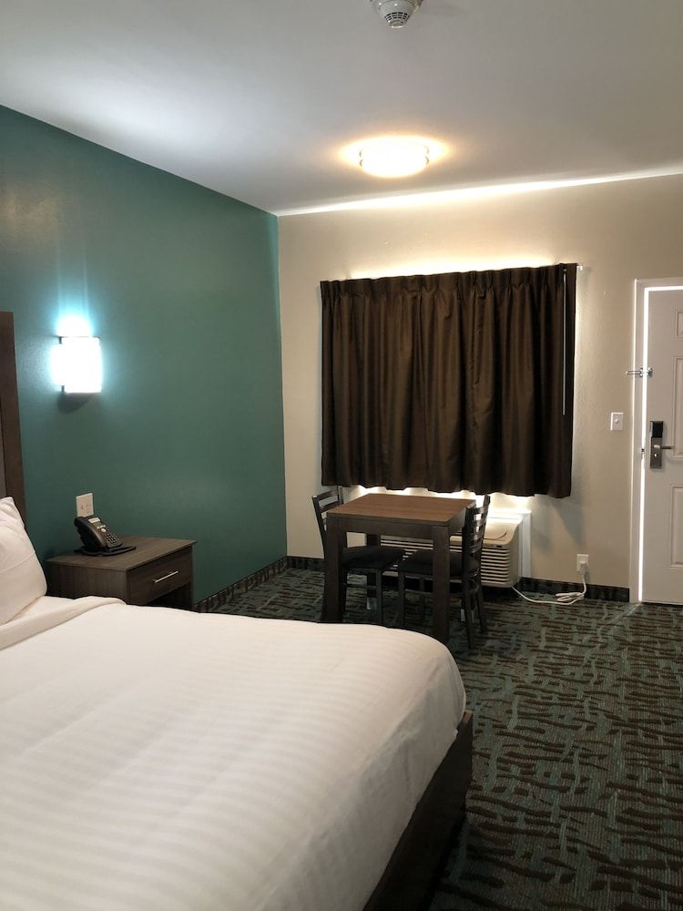 FairBridge Inn Express Memphis - photo 17