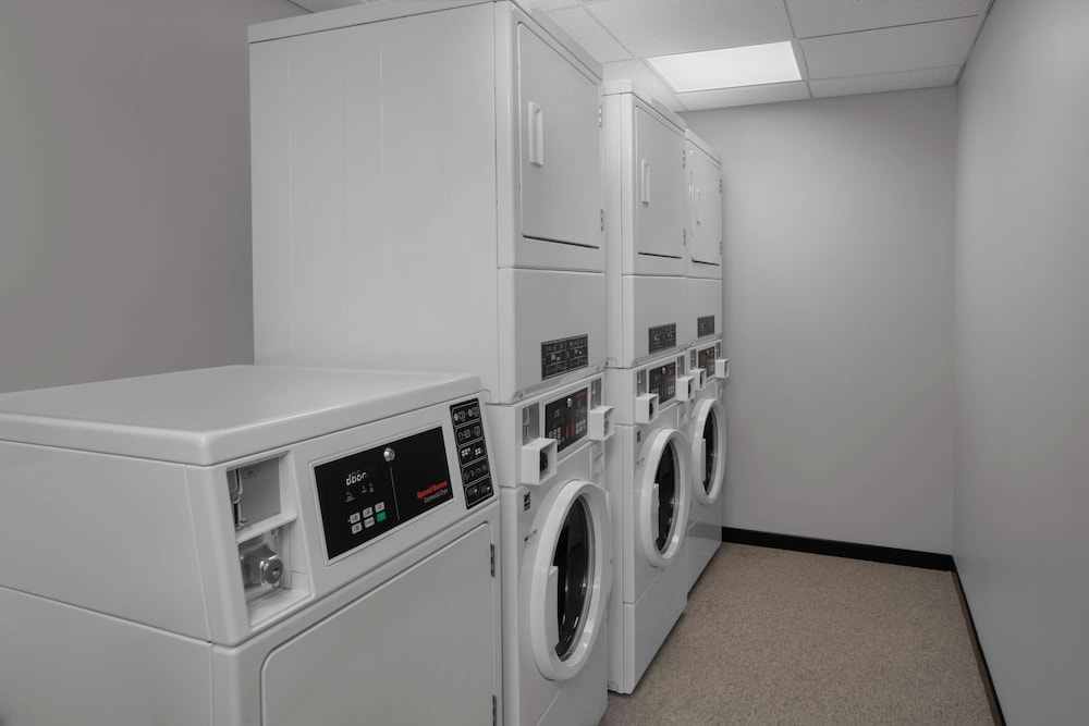 Homewood Suites by Hilton Charlotte Uptown First Ward - photo 36