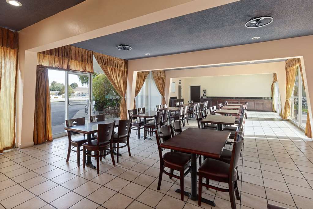 Travelodge by Wyndham Monterey Bay - photo 31