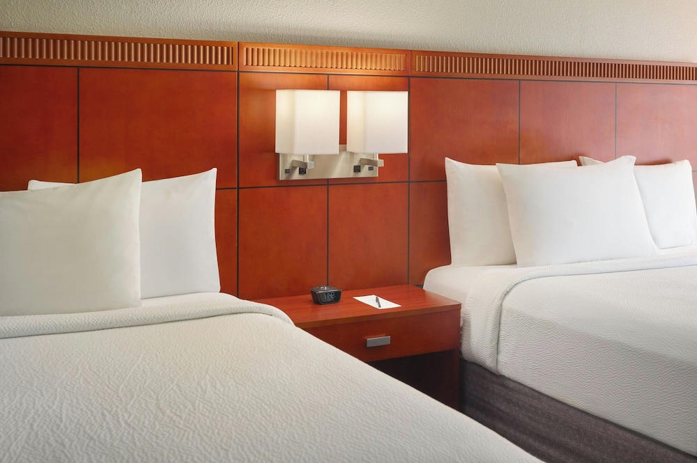 Courtyard by Marriott Atlanta Airport South Sullivan Road - photo 5