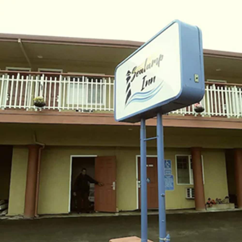 Sealamp Inn - photo 2