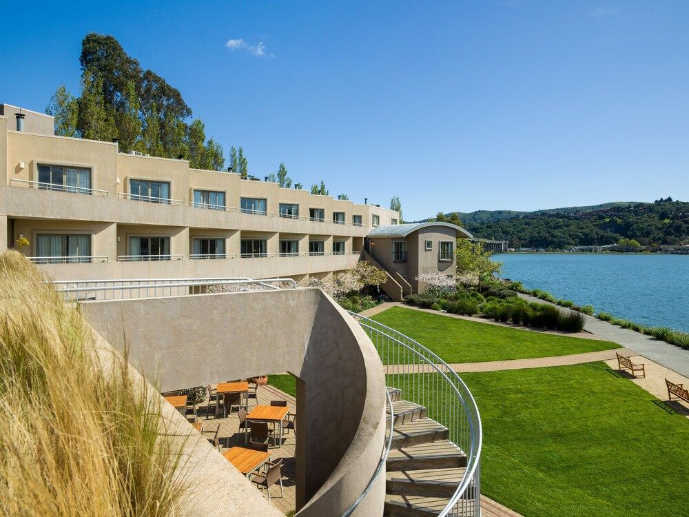 Acqua Hotel - carbon neutral hotel in Mill Valley
