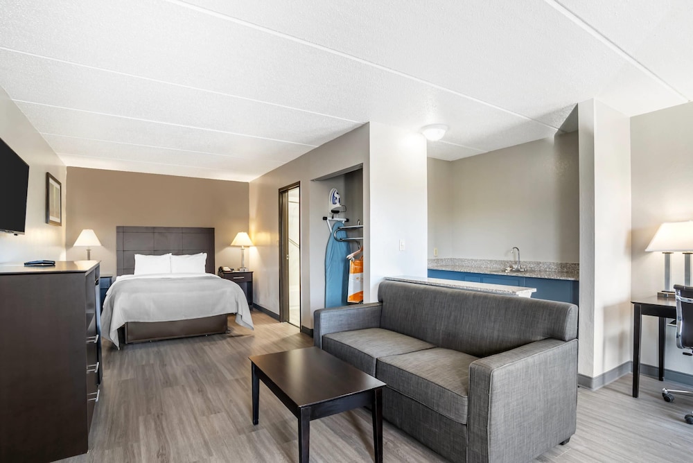 Quality Inn Simpsonville Greenville - photo 25