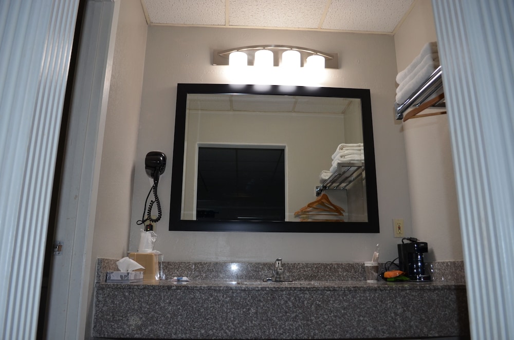 Hill Country Inn Marble Falls - photo 18