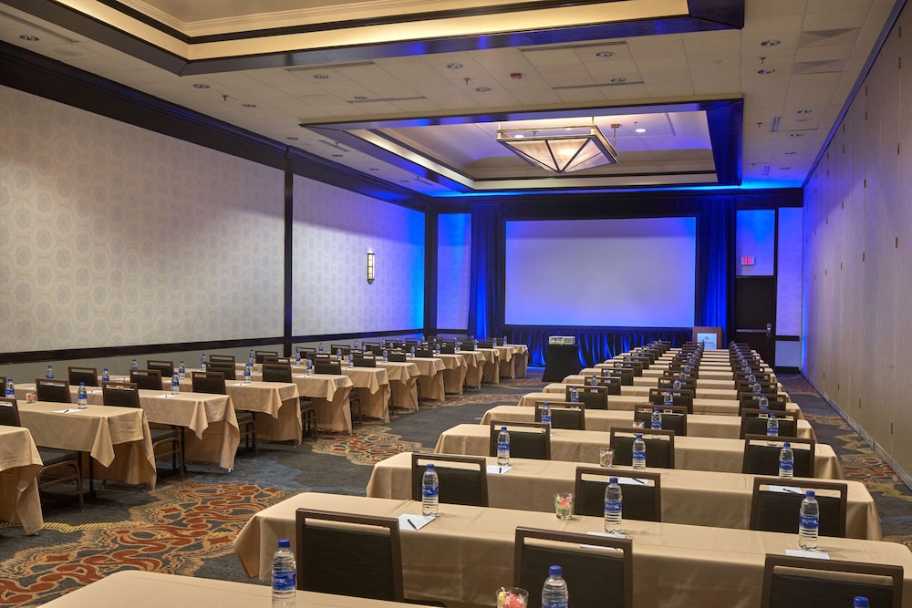 Hilton Raleigh North Hills - photo 47