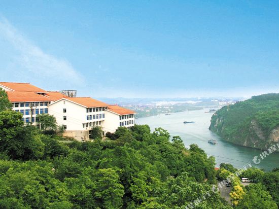 Longquan Hotel - last minute hotel in Yichang
