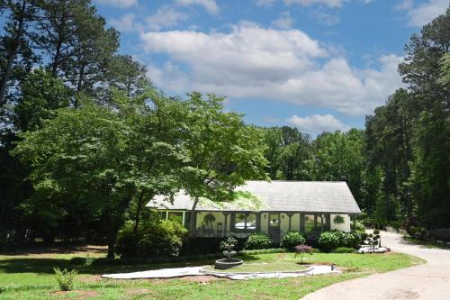 City life country living style — hotel in Suwanee