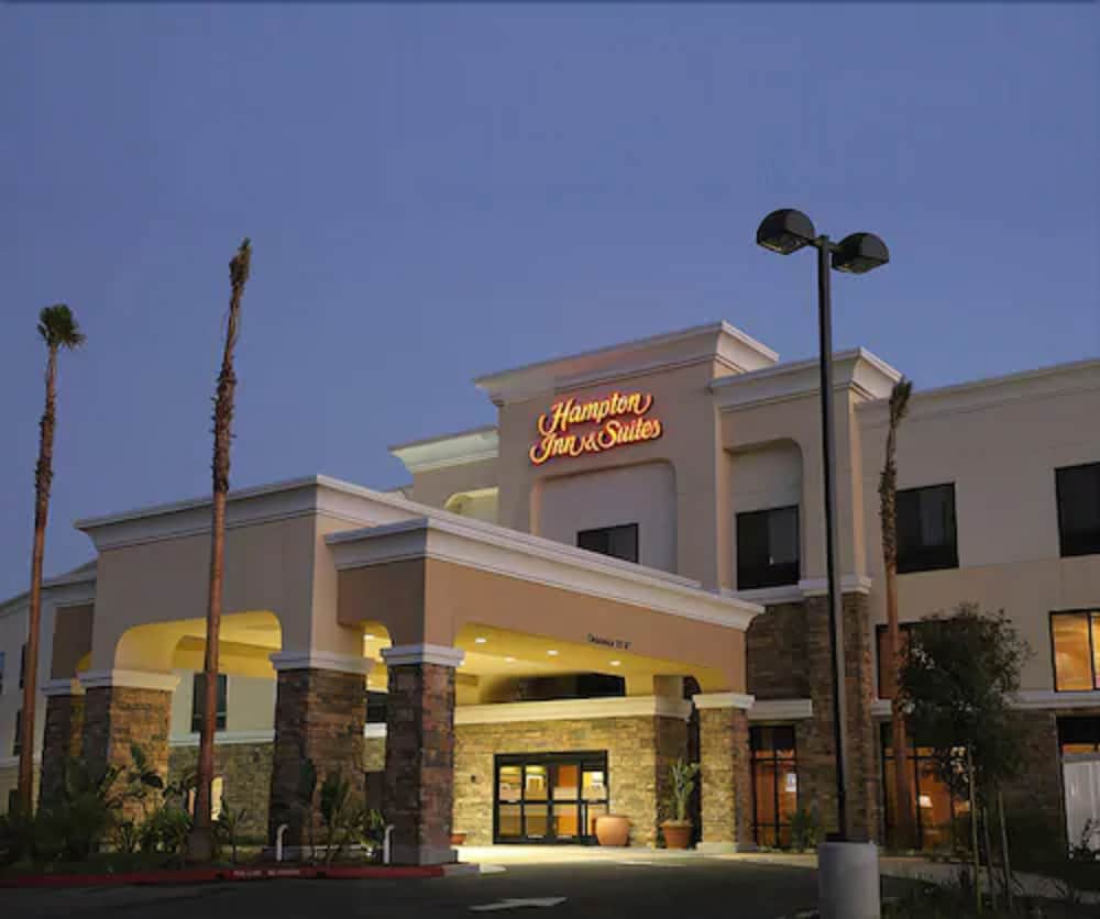 Hampton Inn & Suites Chino Hills - photo 28