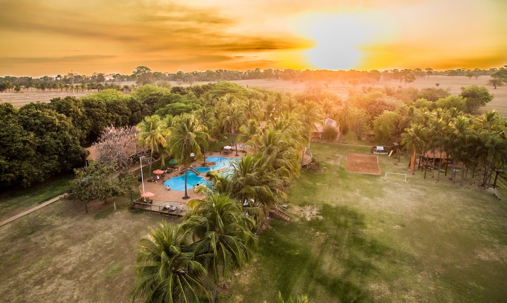 Eco Resort Foz do Marinheiro — hotel in Cardoso