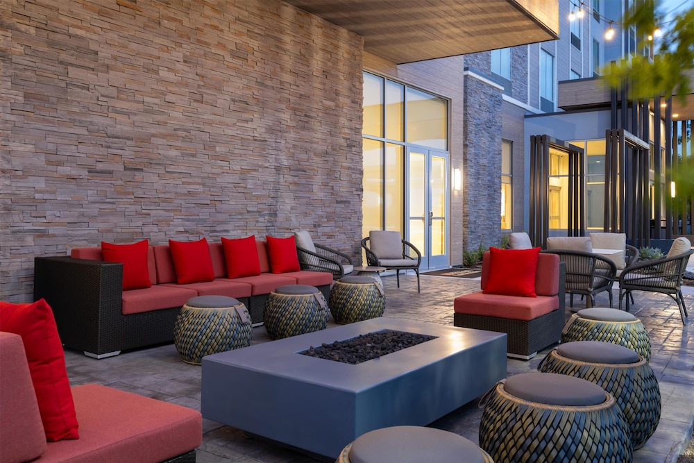 Hilton Garden Inn Austin Central - photo 52