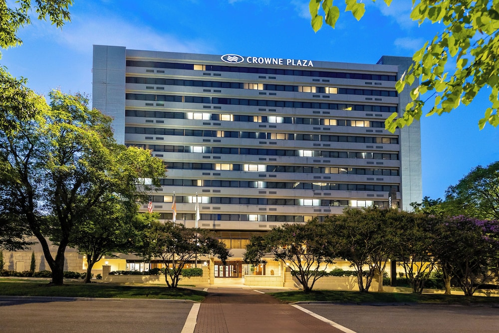 Crowne Plaza Knoxville Downtown University by IHG - photo 76