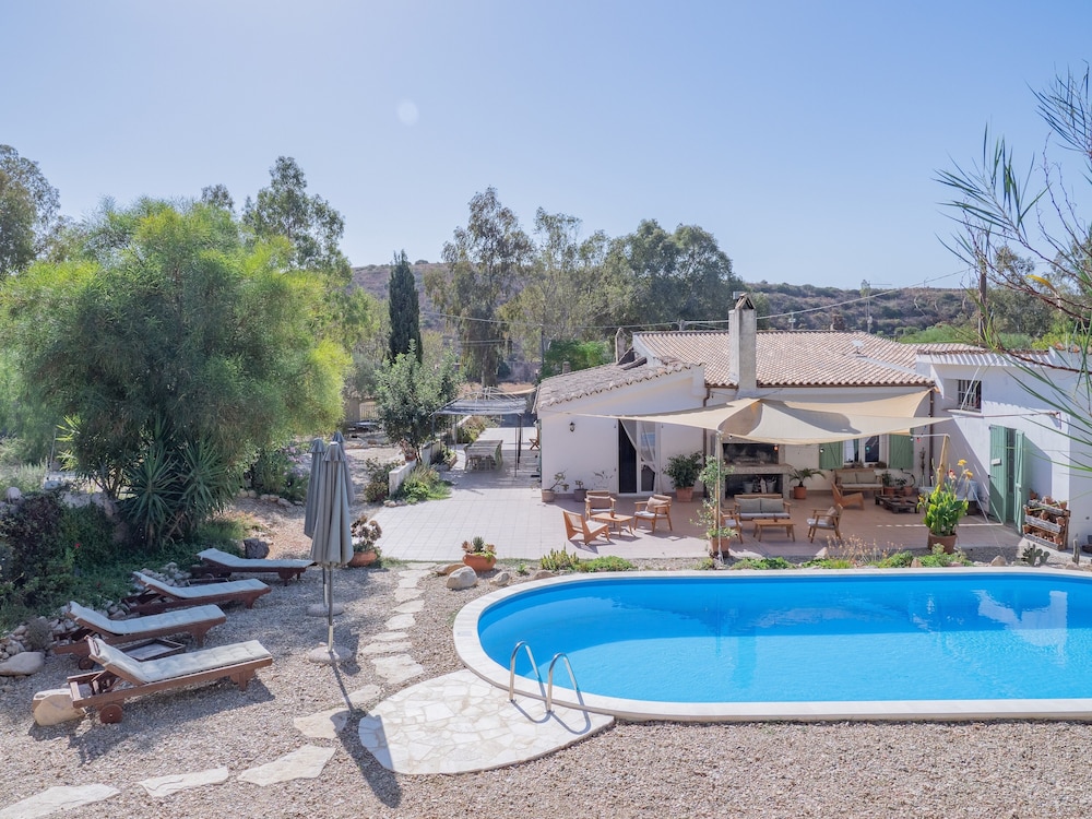 Domu Prexada — hotel in Maracalagonis