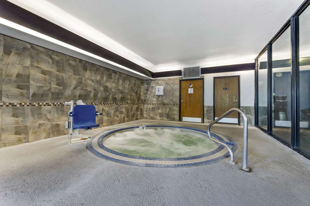 Comfort Suites Near Vancouver Mall - photo 35