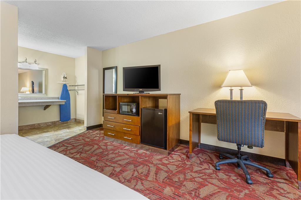Best Western Pine Springs Inn - photo 12