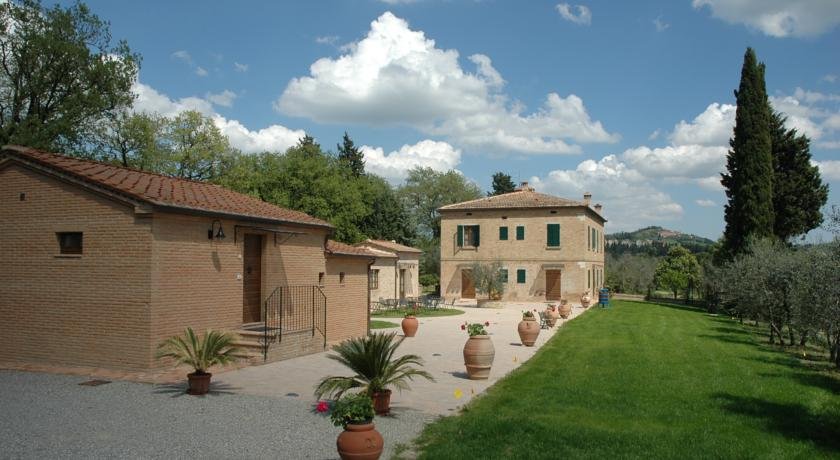 Piccolo Hotel San Valentino in Asciano, Italy